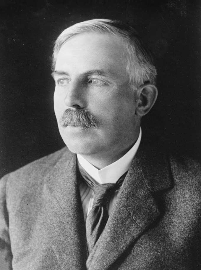 Ernest_Rutherford_LOC